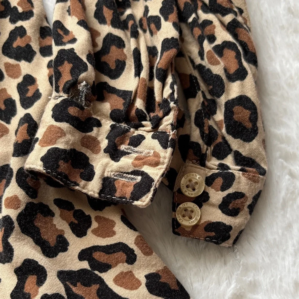 Leopard Print ruffle collar Women's Top from Crown&Ivy - Picture 3 of 6